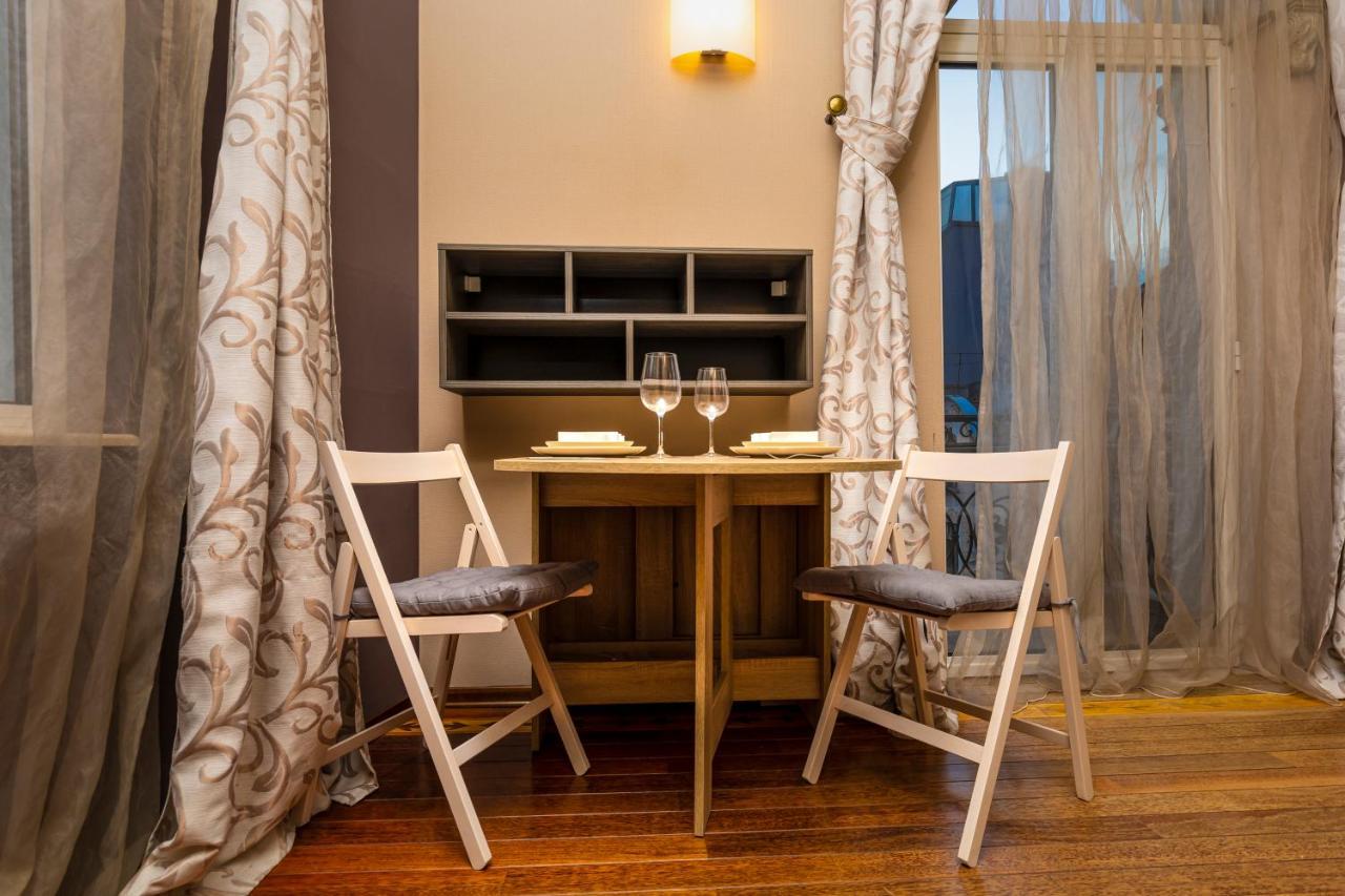 1Bd Apartment With A Cute Balcony In Kapana By Flat Mаnager Plovdiv Kültér fotó
